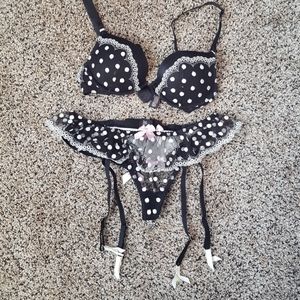 Lingerie set